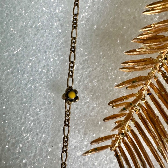 LUCKY Necklace - Brass Flower & Green Enamel Necklace 20” w/Extender - Picture 8 of 10